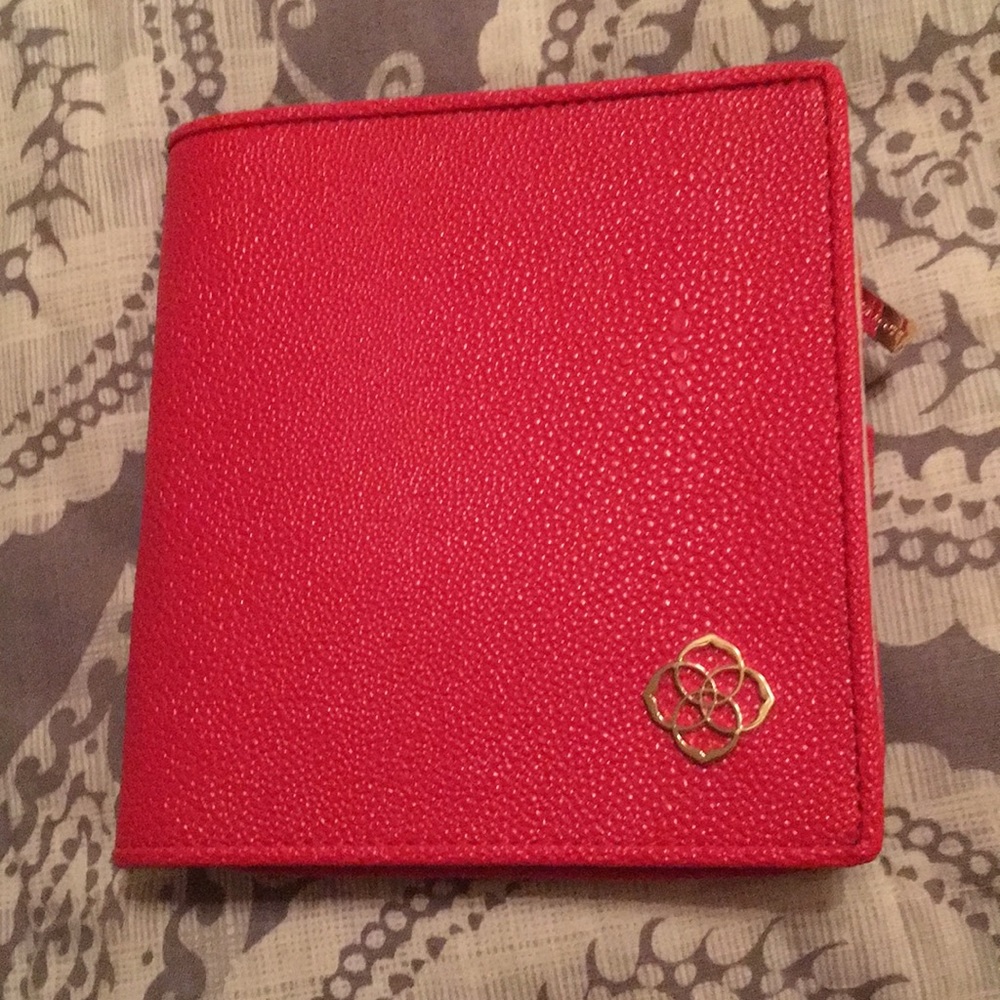 Kendra Scott jewelry travel case